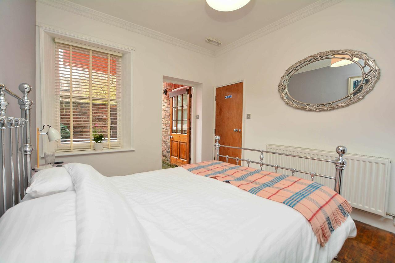 Al-Fresco Apartment - 1 FREE PRIVATE PARKING SPACE - 60 SECOND WALK 2 MINSTER! York Exterior foto